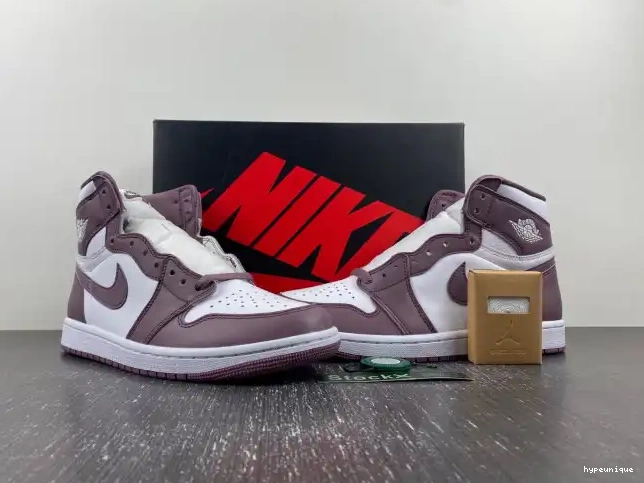 HYPE Sky J High Jordan Air OG DZ5485-105 Mauve 1 0602